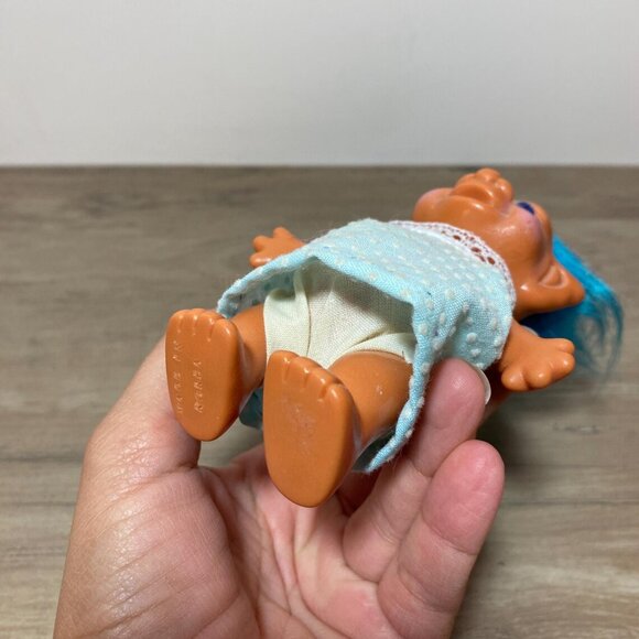 Grandma Troll Doll 1980s Kids Toy Blue Hair Made in Korea Etone - Picture 7 of 7
